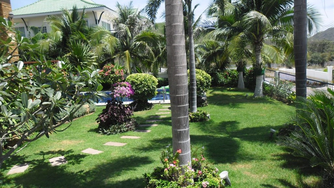Photo of Outdoor in Hin Lek Fai