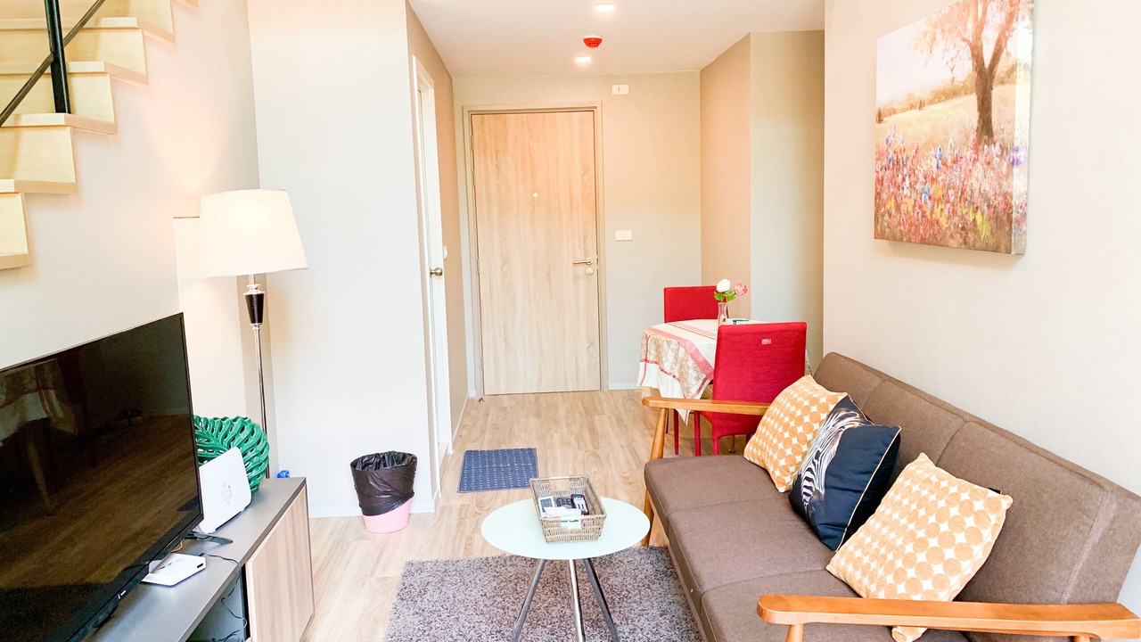 Photo of Livingroom in Sathorn