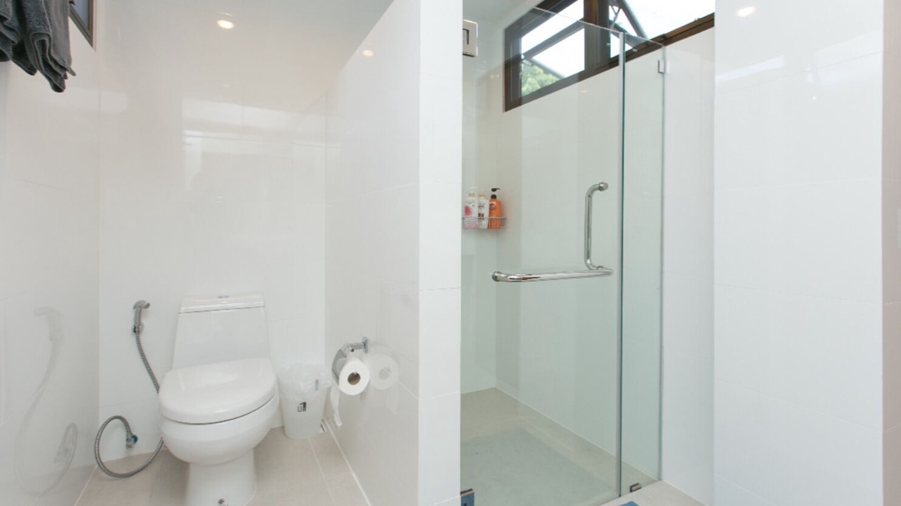 Photo of Bathroom in Thung Maha Mek