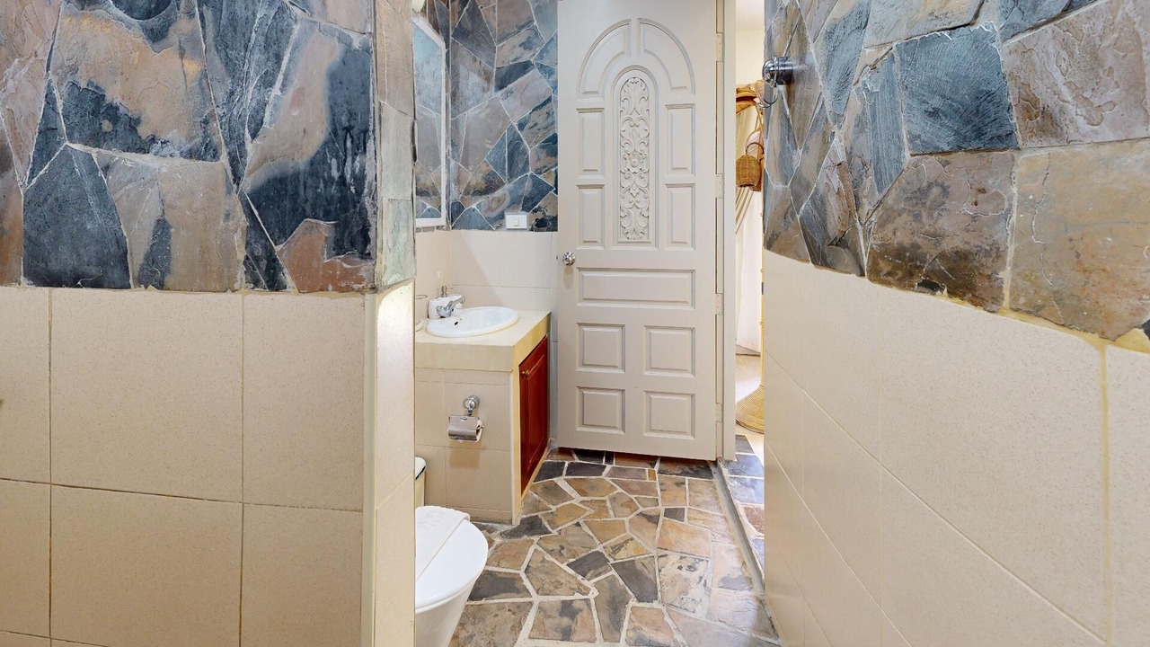 Photo of Bathroom in Moo 5