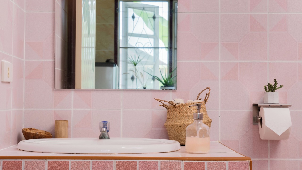 Photo of Bathroom in Wok Tum