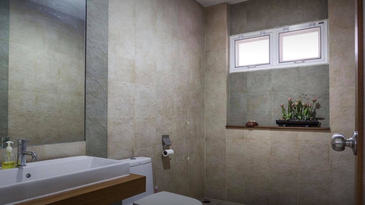 Photo of Bathroom in Pak Kret