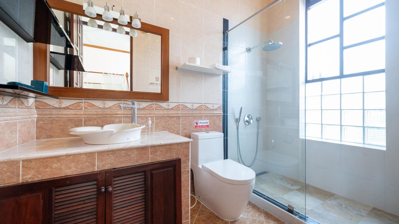 Photo of Bathroom in Kamala