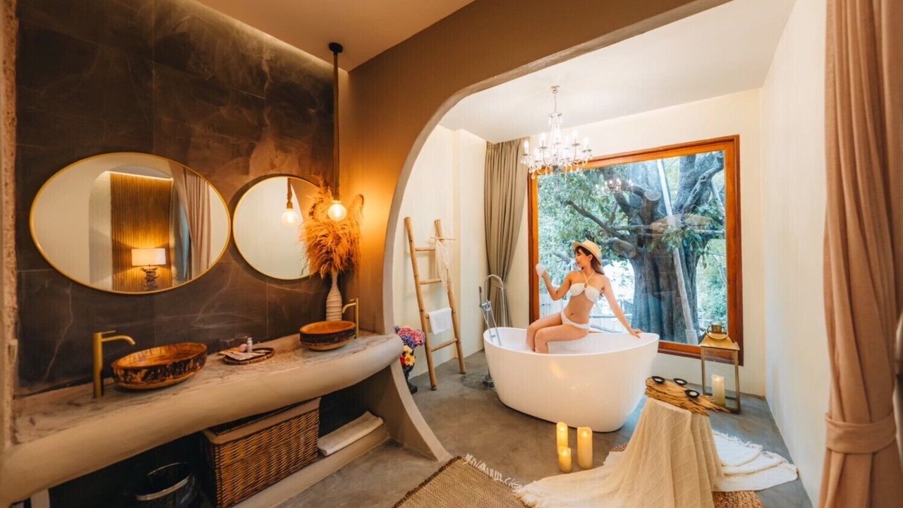 Photo of Bedroom in Wat Bung Toei