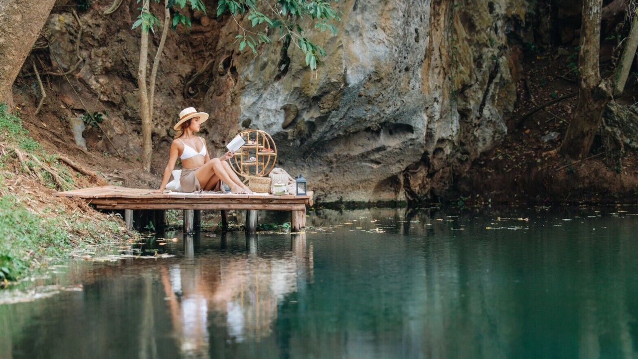 Photo of Patio Balcony in Wat Bung Toei
