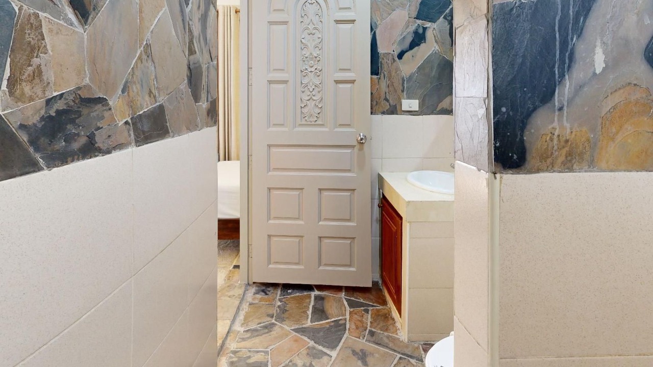 Photo of Bathroom in Moo 5