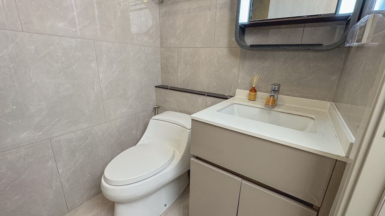 Photo of Bathroom in Rama 9