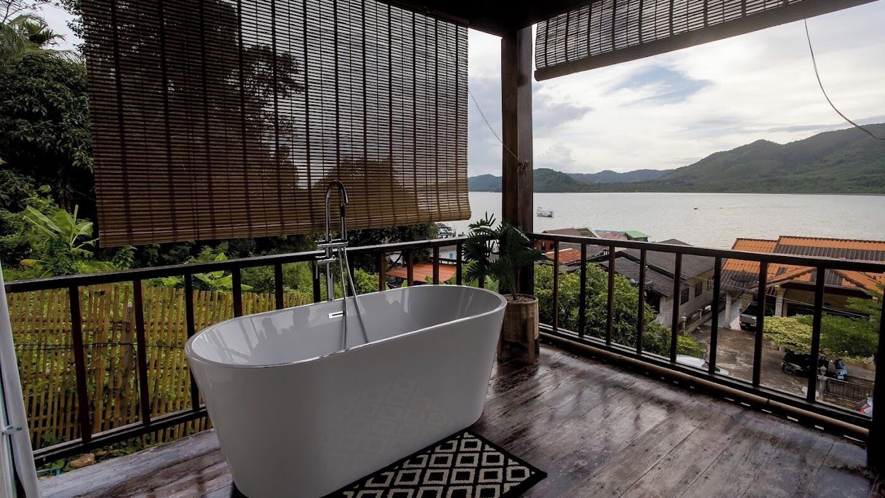 Photo of Bathroom in Sawi
