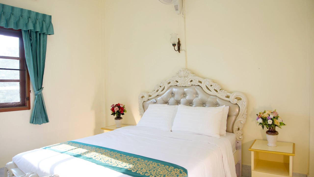 Photo of Bedroom in Chon Daen