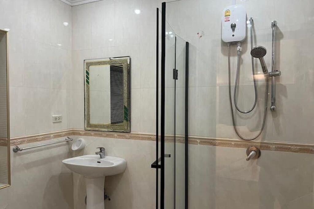 Photo of Bathroom in Pratumnak Hill