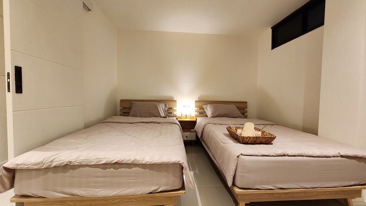 Photo of Bedroom in Embassy District