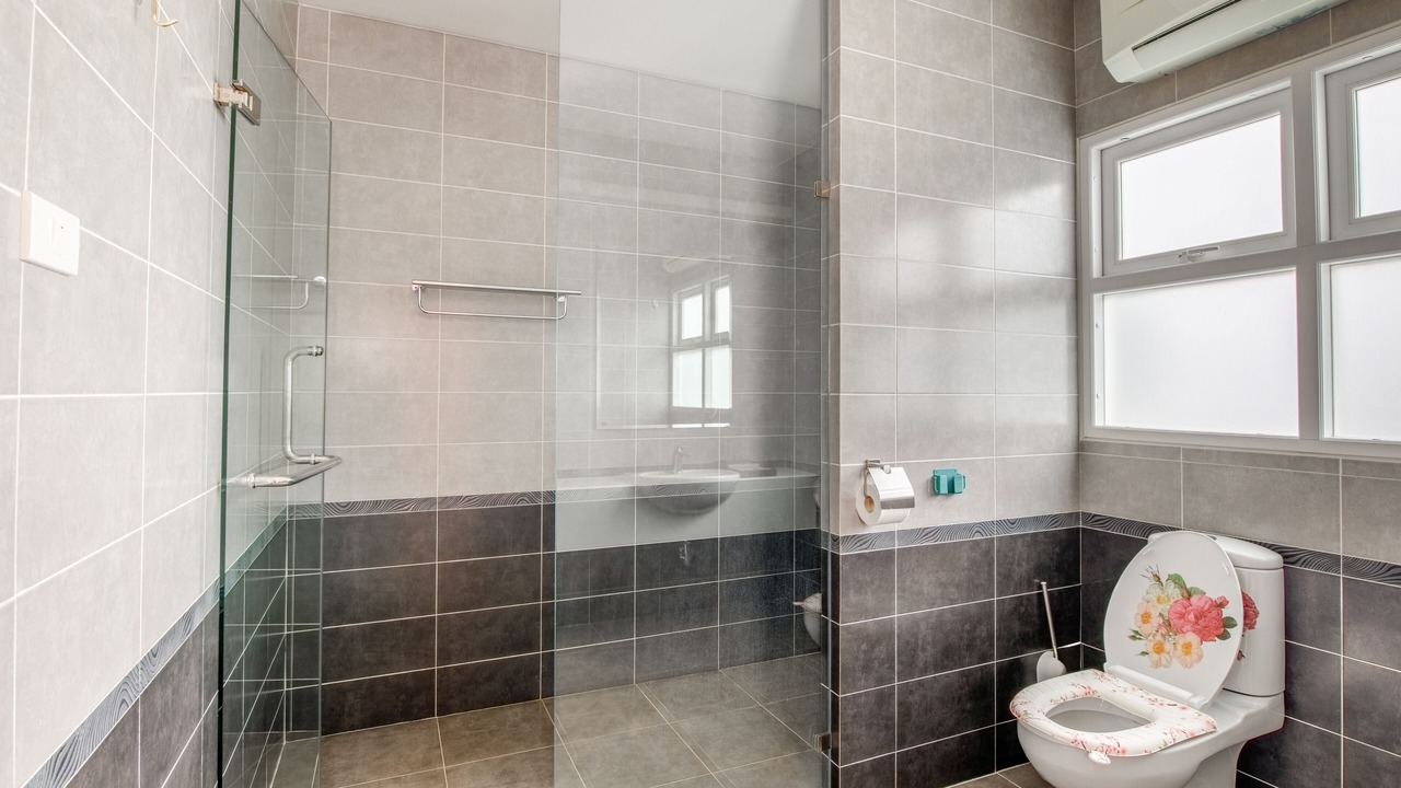 Photo of Bathroom in Wang Thonglang