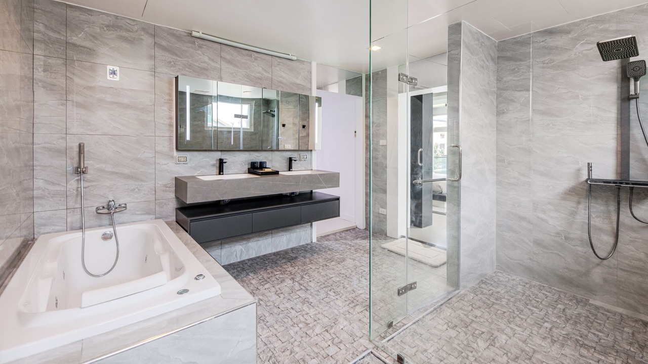 Photo of Bathroom in Wang Thonglang