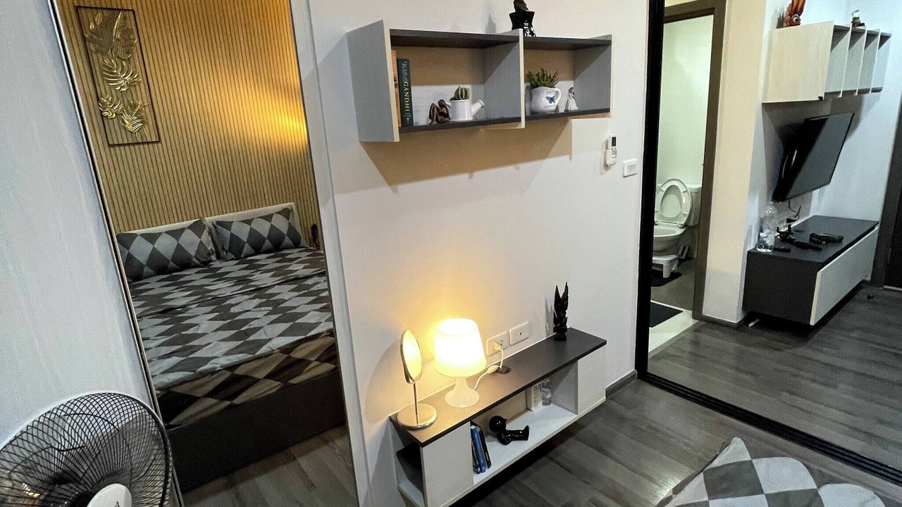 Photo of Bedroom in Phra Khanong Nuea