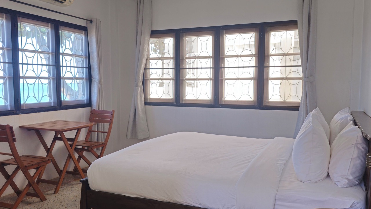 Photo of Bedroom in Mae Nam