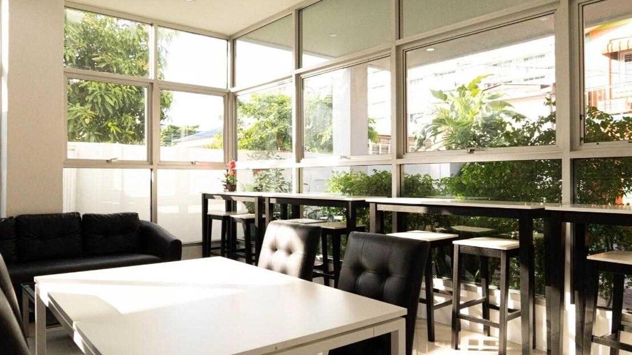 Photo of Livingroom in Khlong Toei