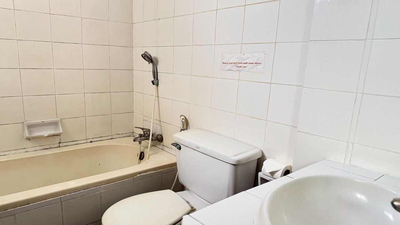 Photo of Bathroom in Old City