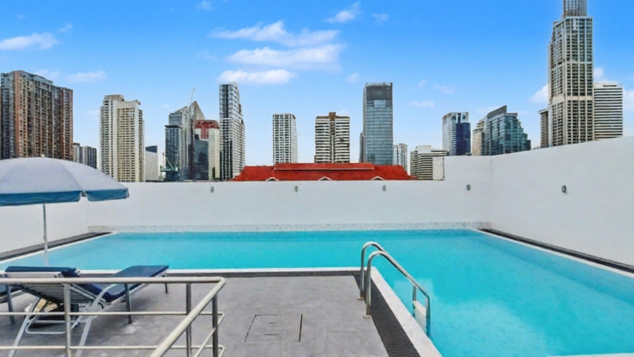 Photo of Outdoor in Khlong Toei Nuea