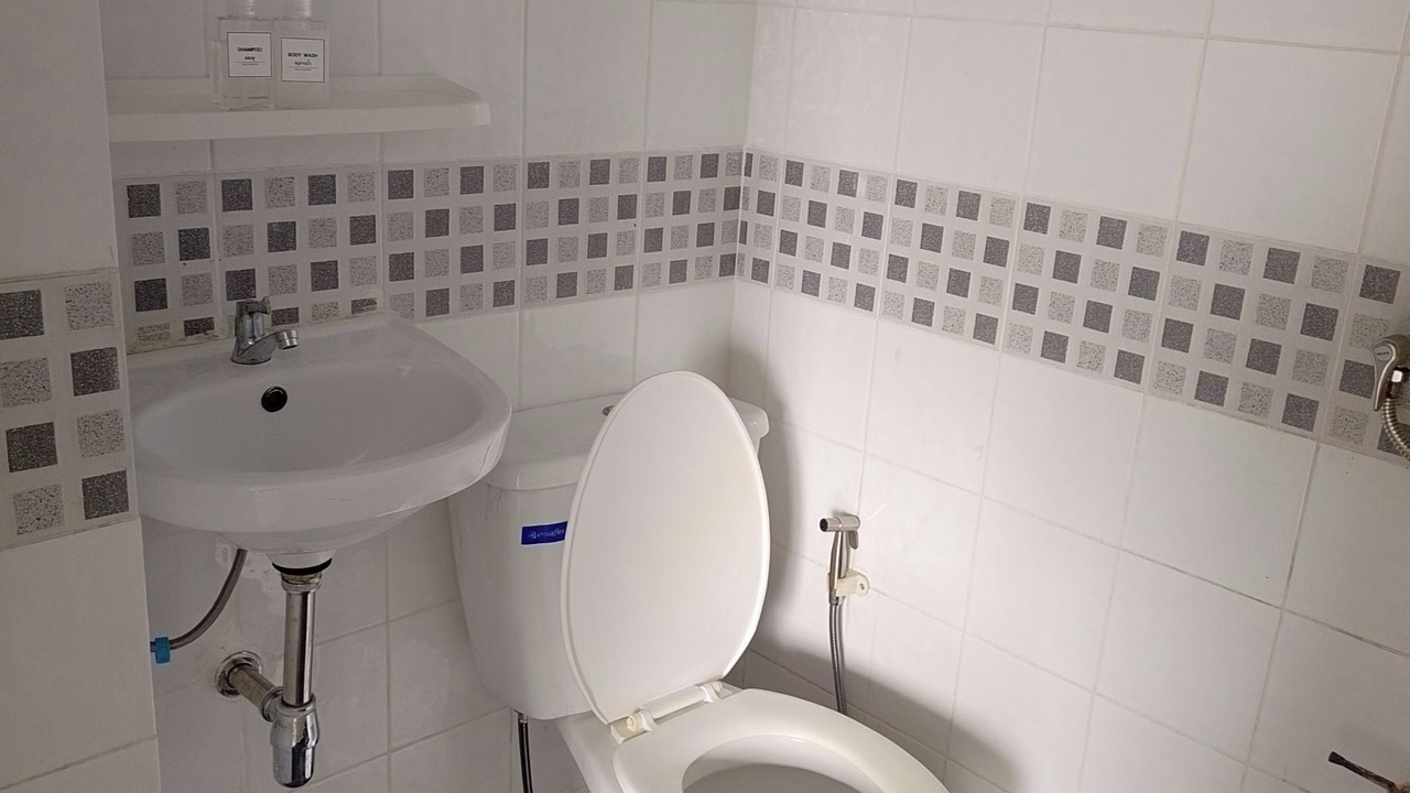Photo of Bathroom in Saen Suk