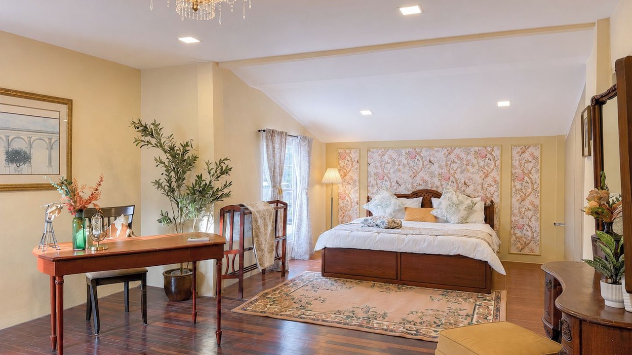 Photo of Bedroom in Huai Khwang