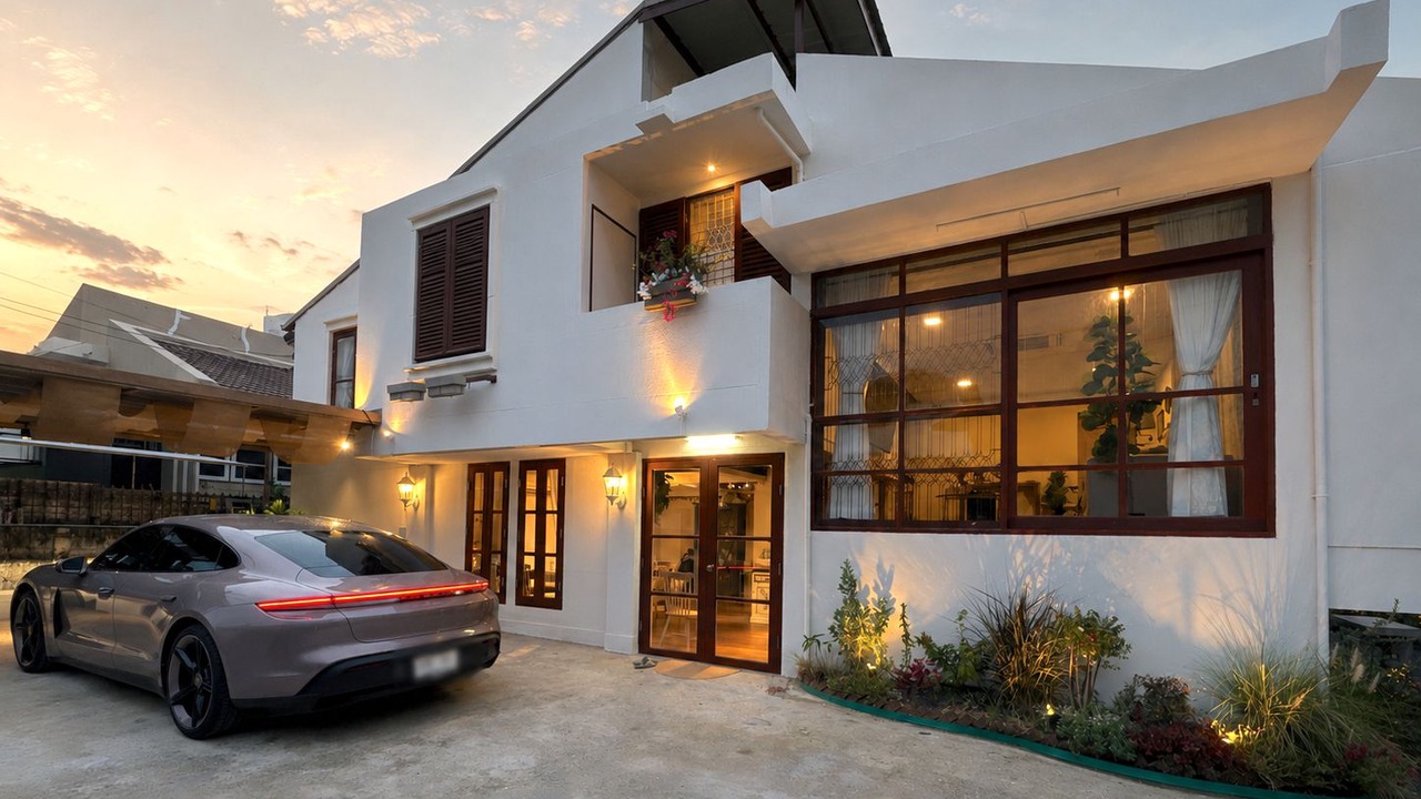 Photo of Outdoor in Huai Khwang
