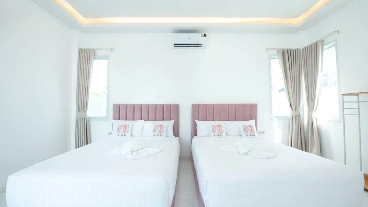Photo of Bedroom in Pong