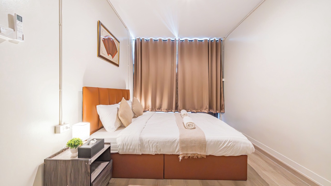 Photo of Bedroom in Pom Prap Sattru Phai
