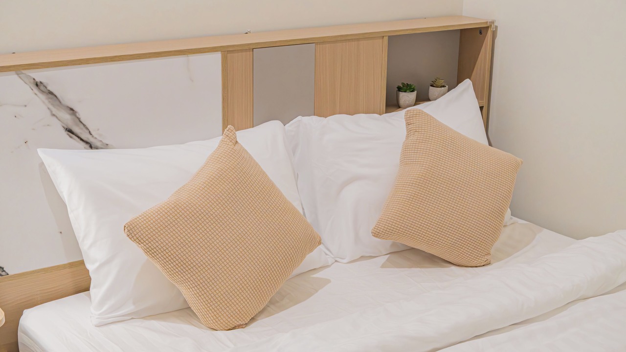 Photo of Bedroom in Pom Prap Sattru Phai