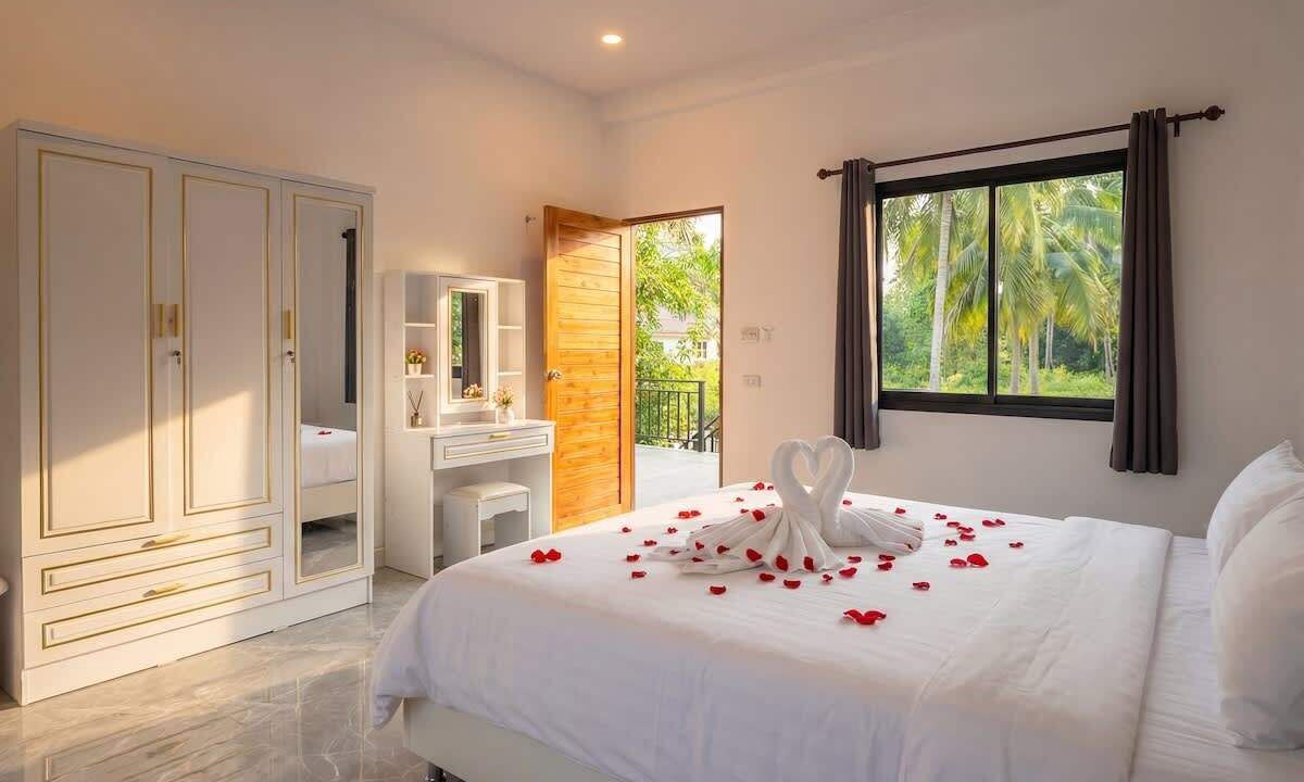 Photo of Bedroom in Srithanu