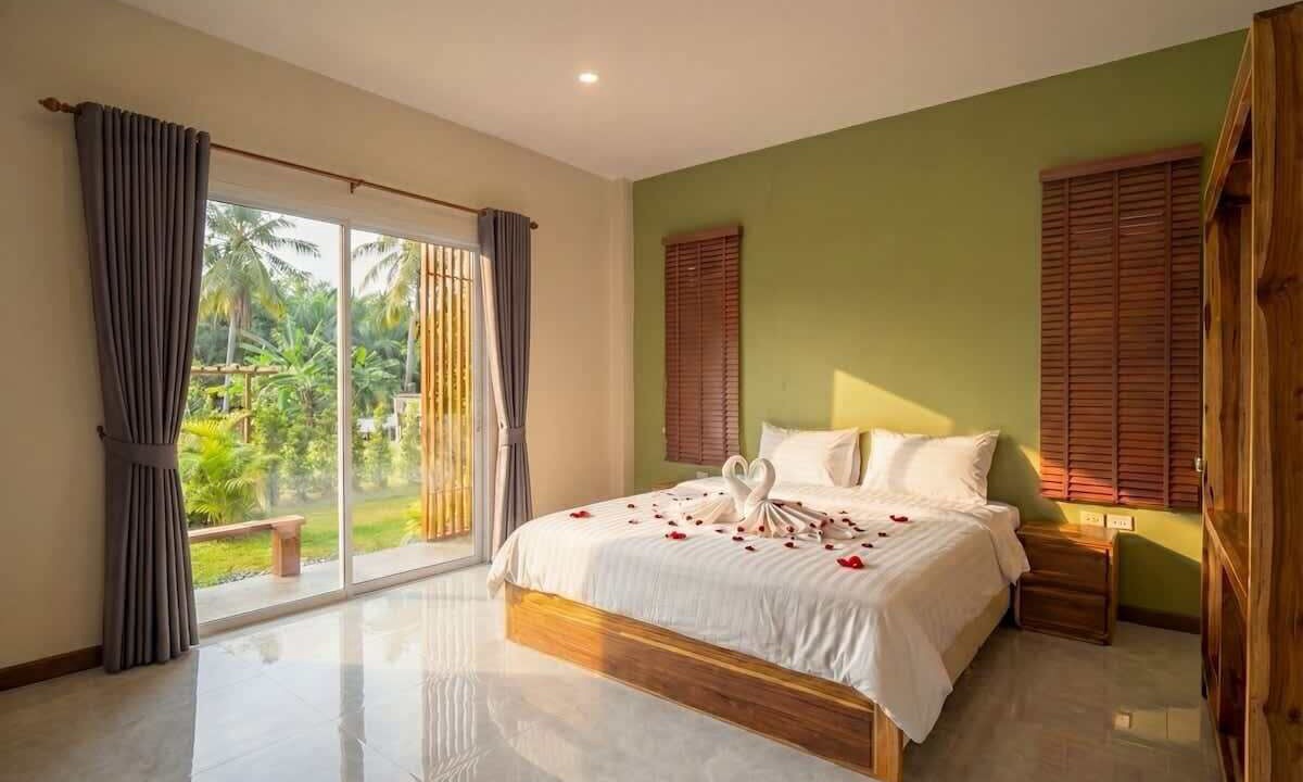 Photo of Bedroom in Srithanu
