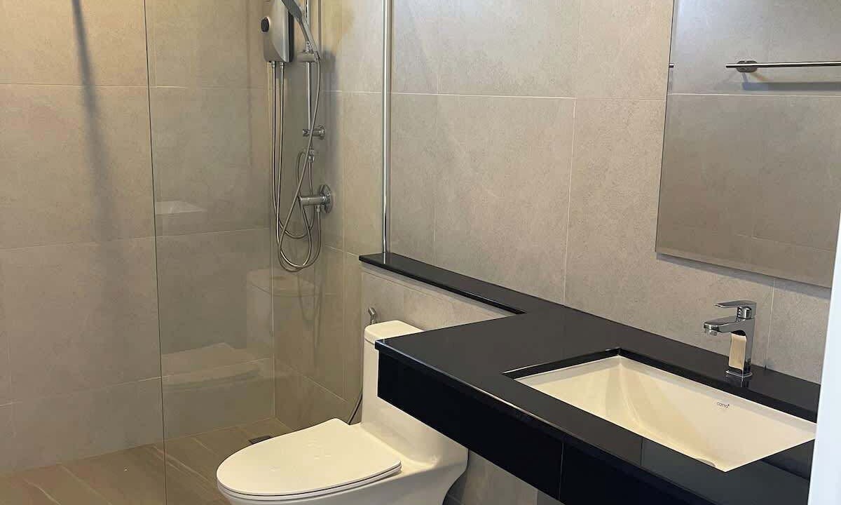 Photo of Bathroom in Srithanu