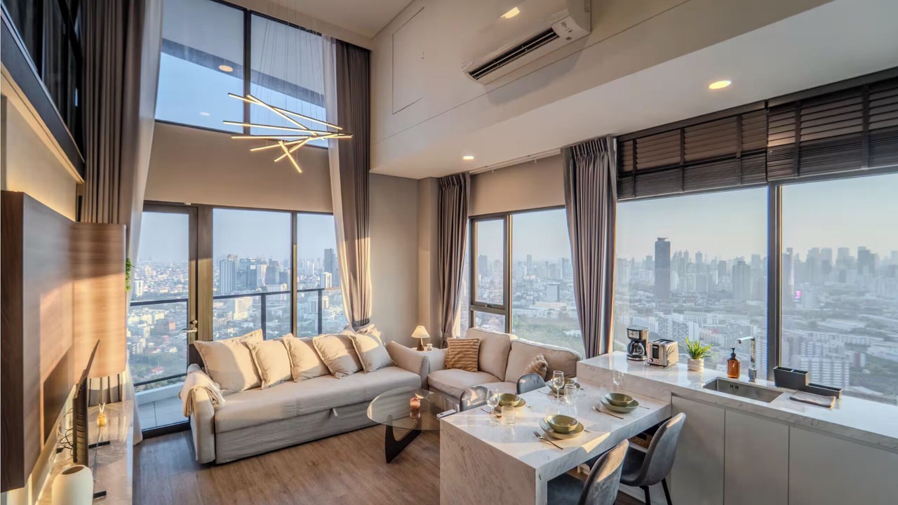 Photo of Livingroom in Huai Khwang