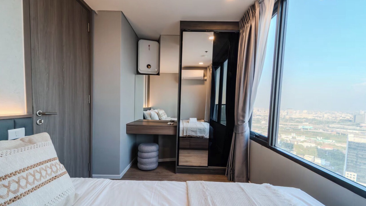Photo of Bedroom in Huai Khwang