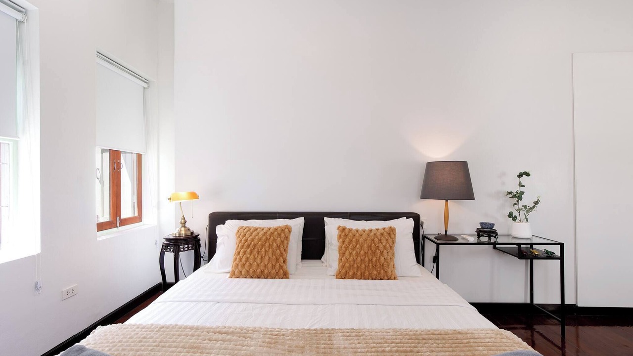 Photo of Bedroom in Si Phraya