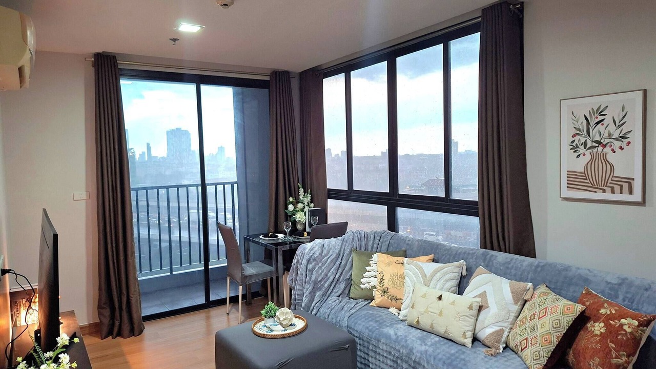 Photo of Livingroom in Talat Phlu
