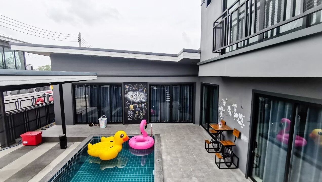 Photo of Outdoor in Hin Lek Fai
