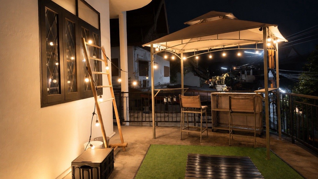 Photo of Patio Balcony in Old City