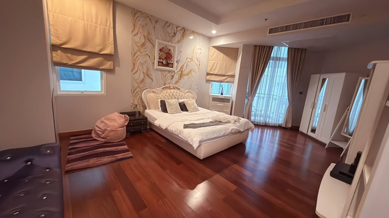 Photo of Bedroom in Huai Khwang