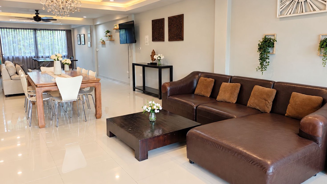 Photo of Livingroom in Kathu