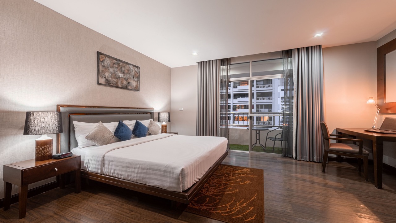 Photo of Bedroom in Khlong Toei Nuea