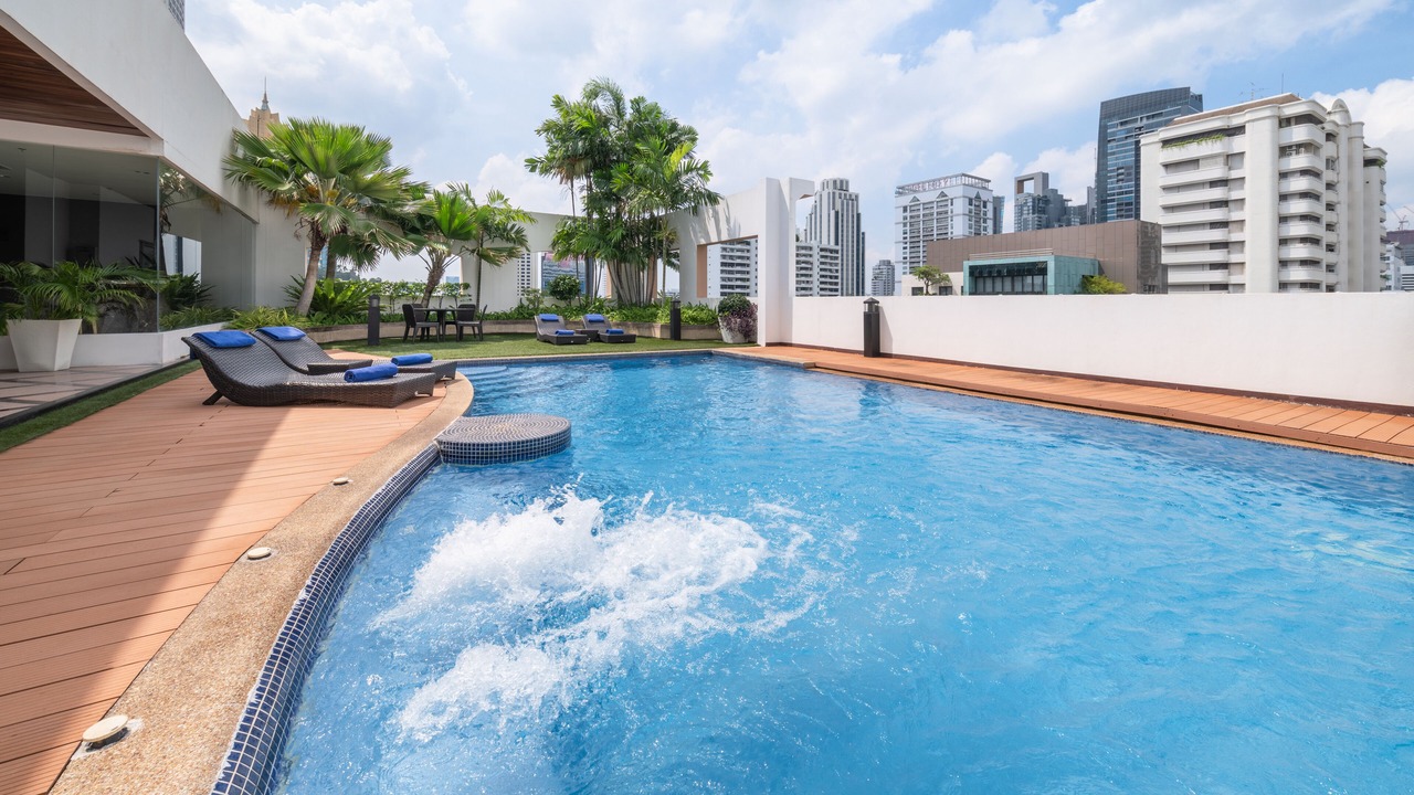 Photo of Outdoor in Khlong Toei Nuea