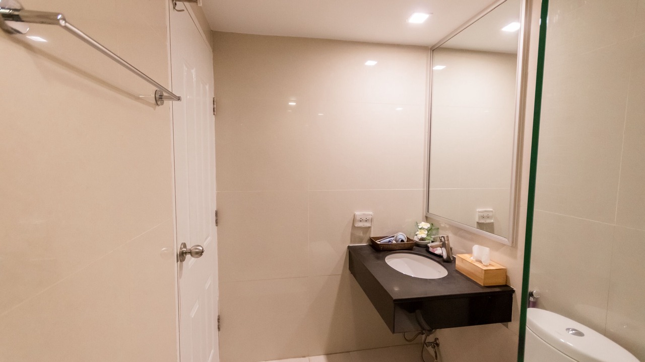 Photo of Bedroom in Khlong Tan Nuea