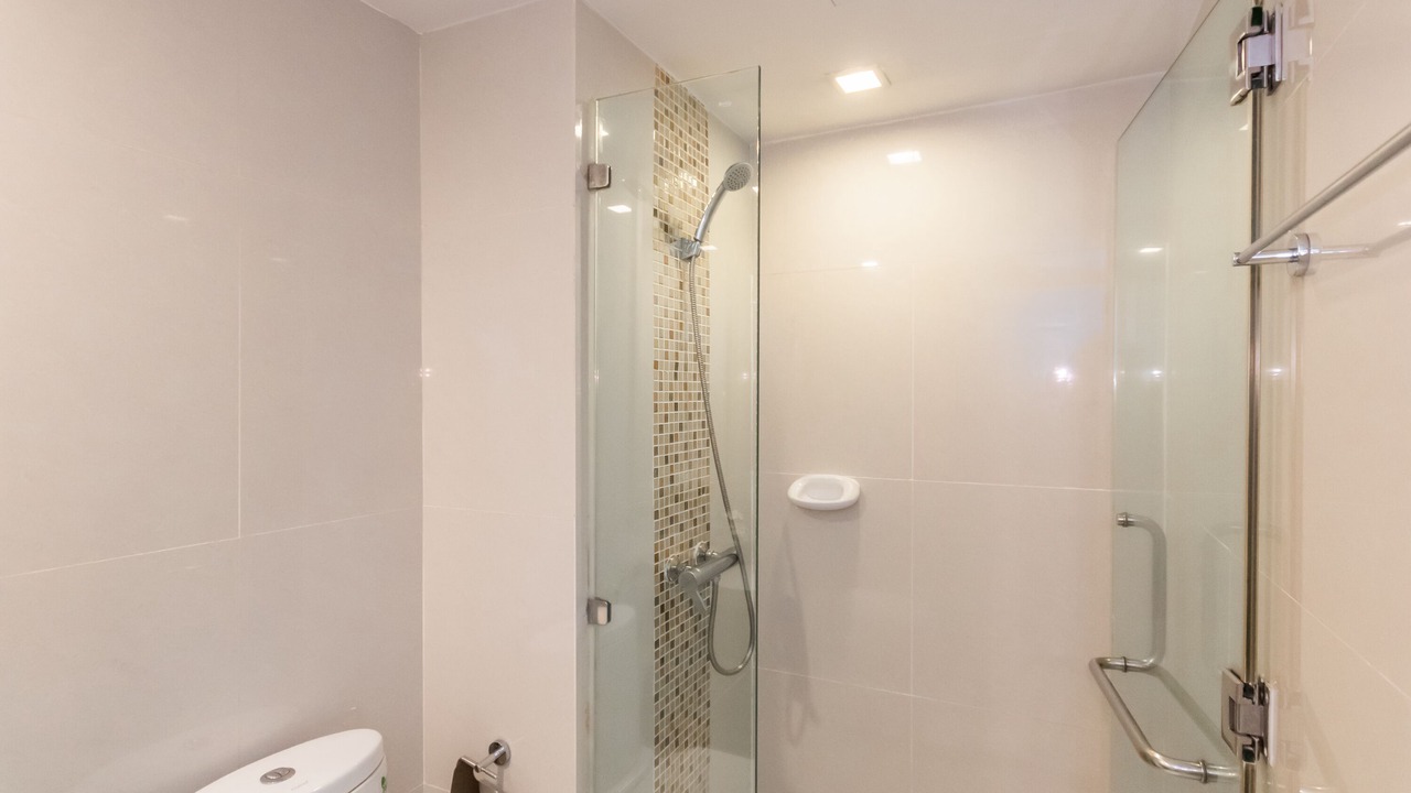 Photo of Bedroom in Khlong Tan Nuea