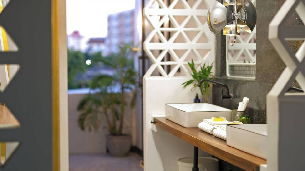 Photo of Patio Balcony in Phra Khanong