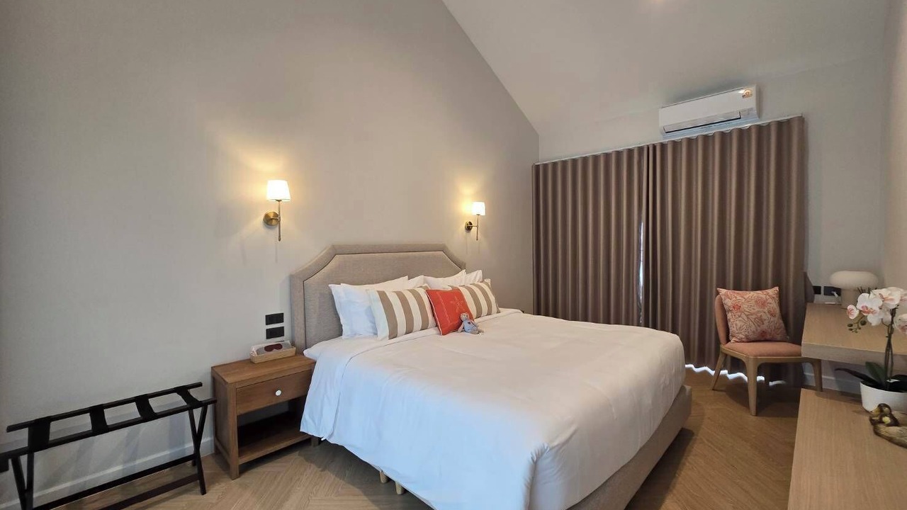 Photo of Bedroom in Phra Khanong