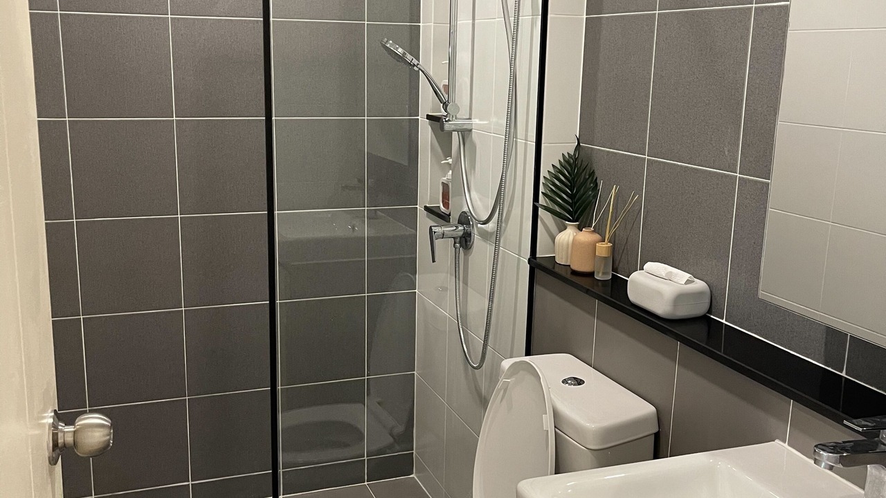 Photo of Bathroom in Tha Pradu