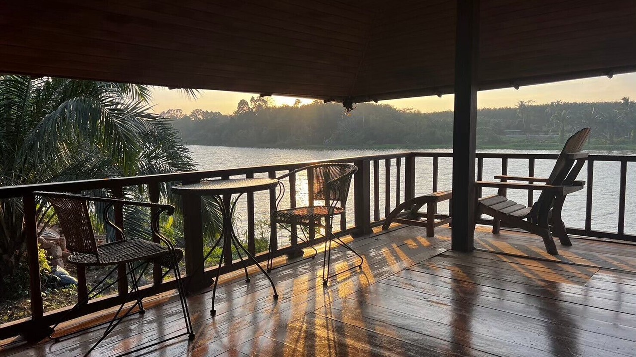 Photo of Patio Balcony in Phunphin
