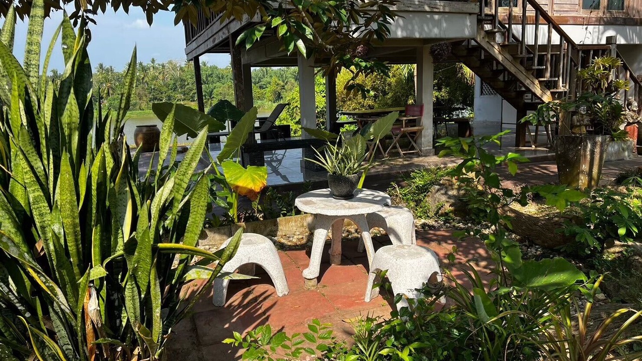 Photo of Outdoor in Phunphin