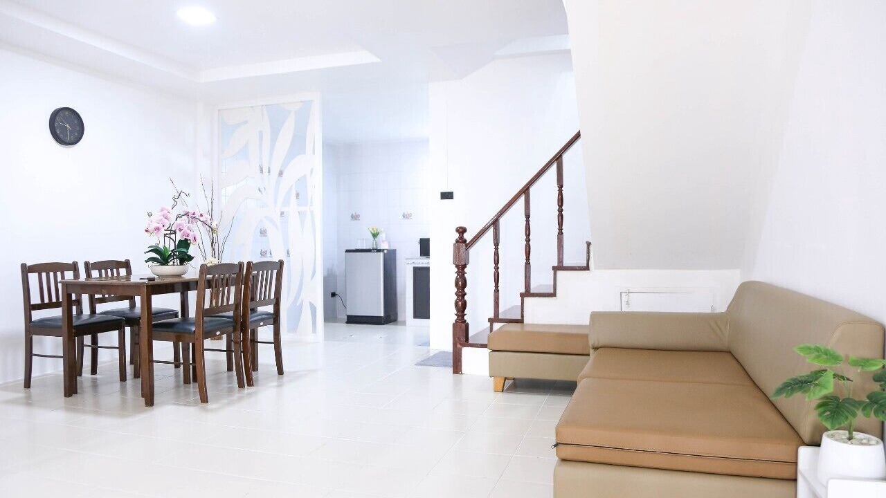 Photo of Livingroom in Sam Wa Tawan Ok