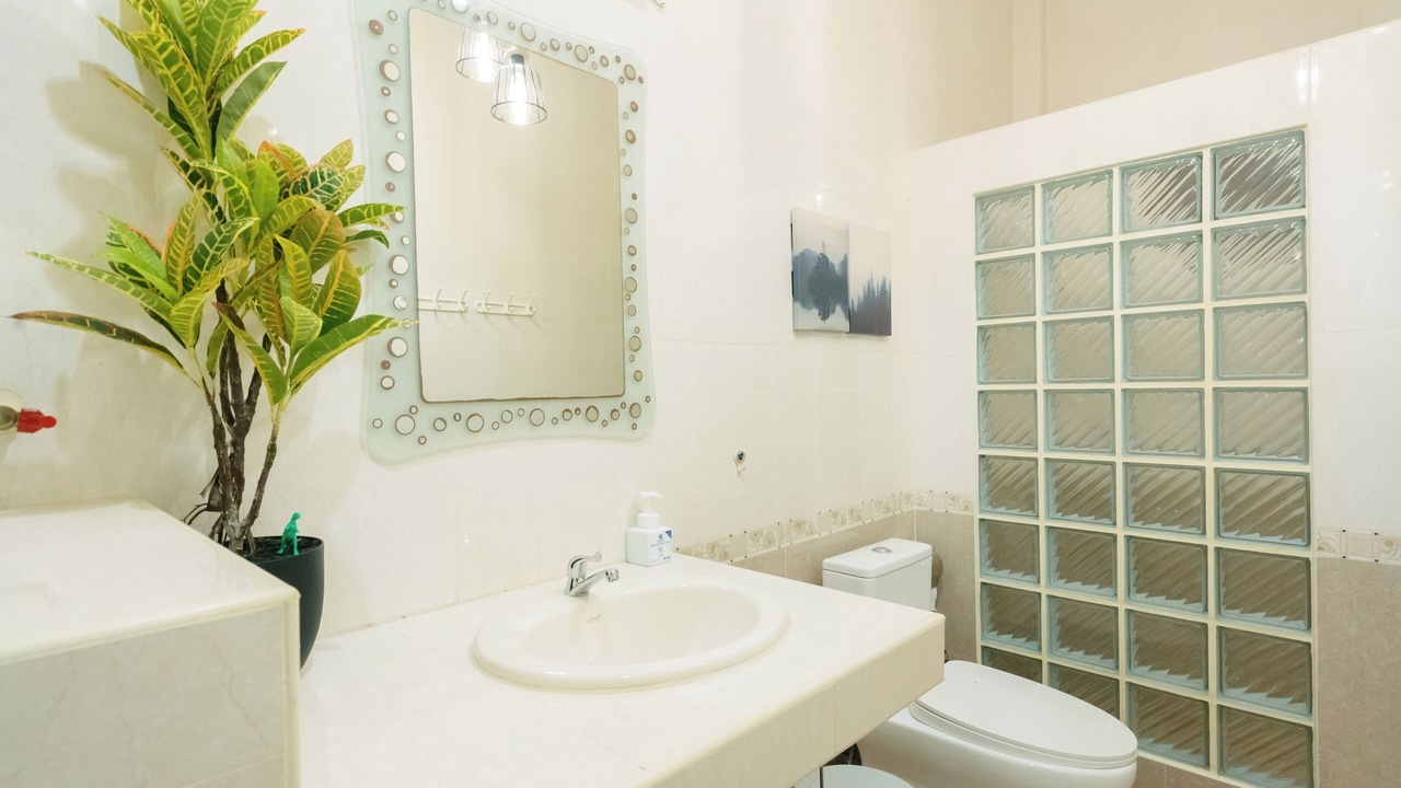 Photo of Bathroom in Nong Kae